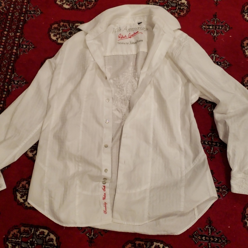 Robert Graham shirt